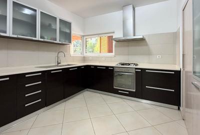 Pipera: Vila spatioasa cu 5 dormitoare si o curte de 350 mp ! - 11
