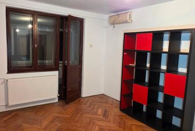 Apartament cu 2 camere circular în Cantacuzino