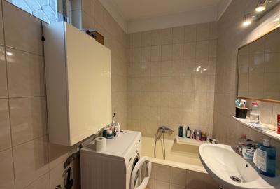 Apartament lângă Piața Univeristatii,pe Bd Carol I,centrala de bloc - 16