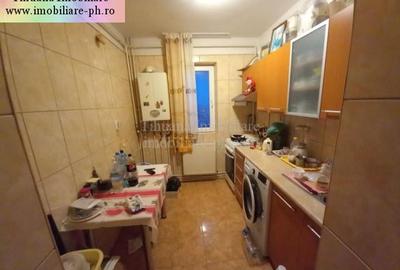 Vest-(Aleea Iezerului):Apartament 3 camere de vanzare,cf.1,dec(centrala termica)