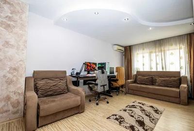 Apartament 2 camere decomandat - Inel II(Triton) - 120.000 euro (Cod E11+E12) - 1