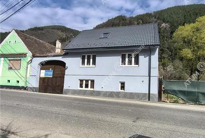 Casa renovata cu 4 camere si 2 bai in Gura Raului judet Sibiu - 1