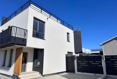 Duplex cu 4 camere în Palazu Mare