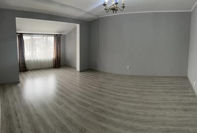 Steaua, apartament cu 2 camere, centrala propie