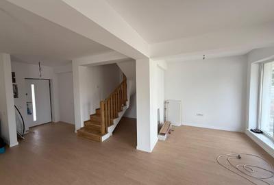 Casa P+1+M Titan /  1 Decembrie / Metrou - 3