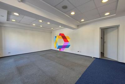 Spațiu comercial zona Centru Civic -  370 mp - 12