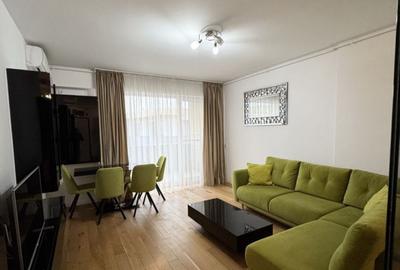 Apartament cu 3 camere semidecomandat în Aviației