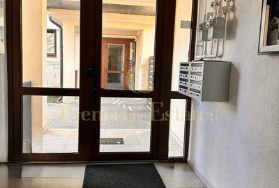 De vanzare apartament cu 3 camere | Sanpetru - 11