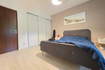 Calea Vacaresti - Parc Tineretului (Lumea Copiilor), bloc 1988 - 7