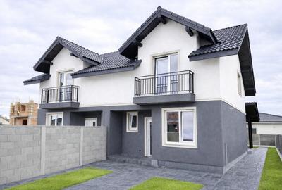 Duplex cu 4 camere în Moșnița Nouă
