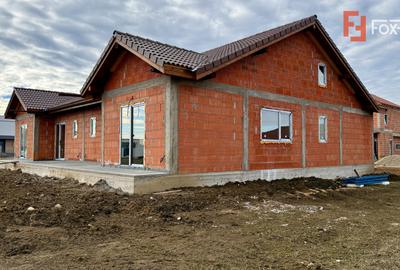 Duplex cu 4 camere în Moșnița Nouă