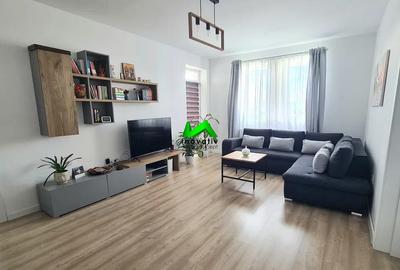 Apartament cu 3 camere decomandat în Lazaret