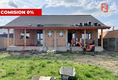 Duplex de vanzare 3 camere + pod mansardabil - Mosnita Veche - 1