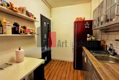 Apartament cu 2 camere semidecomandat, mobilat în Giurgiului