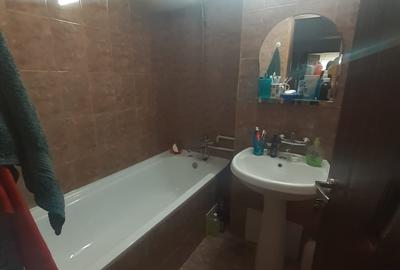 Apartament cu 2 camere decomandate, 56mp, etaj intermediar in zona Sigma - 8