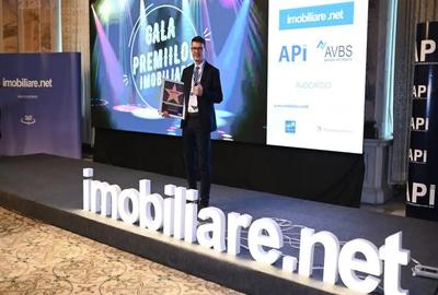 Brokerul anului rezidențial vechi