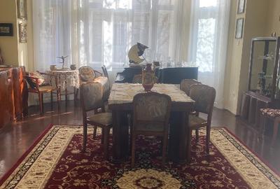 Vilă ultracentrală Arad Teatru 5 camere, teren 936 m - 1