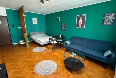 Apartament cu 2 camere decomandat în Sala Palatului