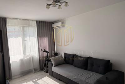 Apartament cu 3 camere decomandat, mobilat în Titan
