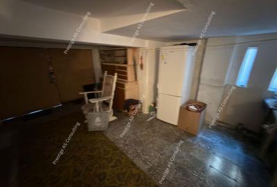 Casa individuala 2 apartamente | 310 mp utili |  clinica / birouri Elisabetin - 12