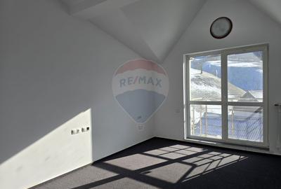 Vila / Pensiune / Camin / Azil seniori, zona superba Moeciu, parcare - 19