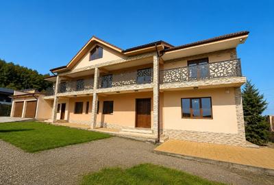 VILA IMPRESIONANTA / PROPRIETATE EXCLUSIVISTĂ - potential turistic si de afaceri - 2