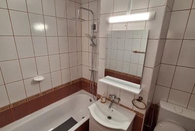 Prima închiriere după renovare Apartament 2 camere Manastir - 4