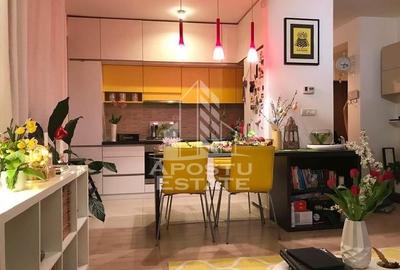Apartament cu 2 camere semidecomandat, mobilat în Torontalului