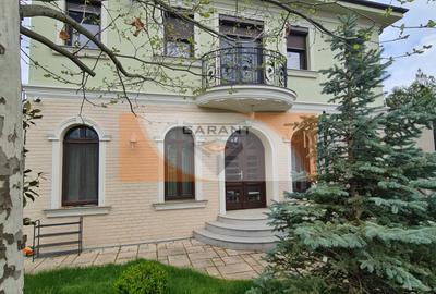 Casă individuală de lux în Gavana. Intimitate și confort rar întâlnit în oraș - 2
