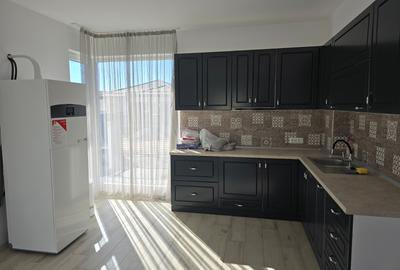 Casa 3 camere,teren 380 mp,panouri fotovoltaice ,mobilata. - 4
