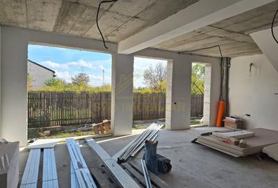 CASA P+1+M-185 MP -5 CAM-4 BAI-METROU BERCENI - 36