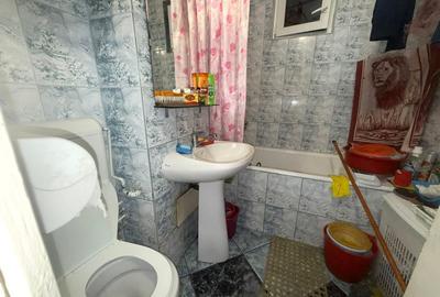 Apartament 4 camere spatios, decomandat, ideal familie,  bloc anvelopat, Piata D - 8