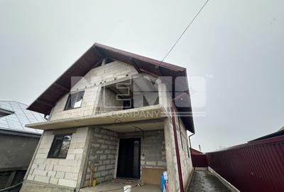 Casă individuală cu 5 camere în Liteni (Moara)