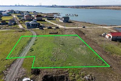 Teren Intravilan 2380 mp Langa Lac, Corbu - 9