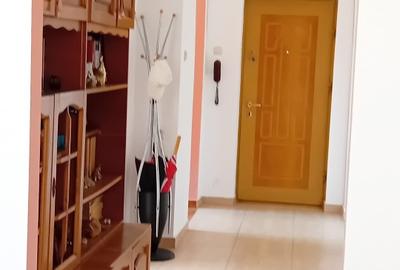 Vanzare Apartament 4 camere Piata Gorjului, Militari - PRET 165.000 Euro - 3