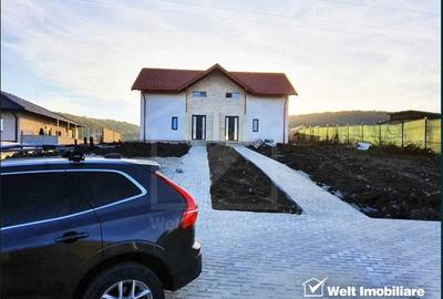 Duplex 5 camere, 120 mp utili, 550 mp teren, Chinteni, strada linistita - 1