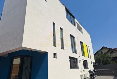 Casă individuală cu 4 camere în Central