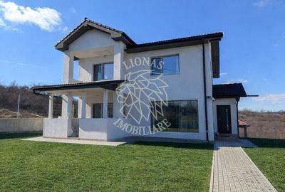 Casa 4 camere 154 mp-teren 600 mp-panorama spre oras-Zona La Soare - 1