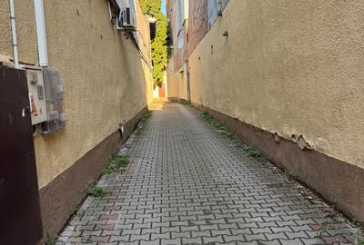 Ocazie SPECIALA: VAND cladire birouri 380 mp plus 233  mp curte zona centrala - 5