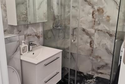 Apartament de 2 camere decomandat, renovat, centrală, 10 min metrou Dristor - 10