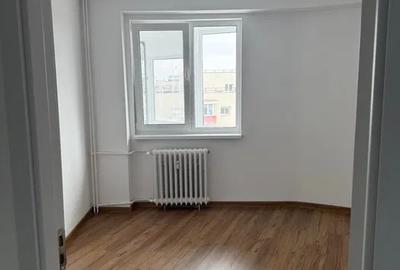 Apartament 4 camere | exclusiv pentru firme | Tineretului | nemobilat - 2