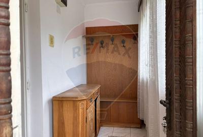 Casă / Vilă cu 5 camere de vânzare în Aleșd zona Ultracentral - 10