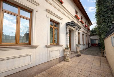 Vilă ultracentrală cu piscină interioară, saună și cramă | Unirii - 8