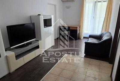 Apartament cu 2 camere decomandat, mobilat în Aradului