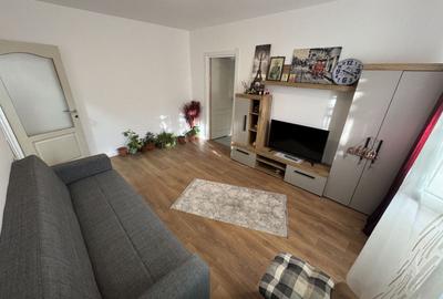 Apartament cu 2 camere semidecomandat, mobilat în Gara