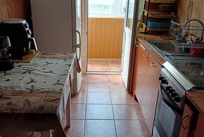 Apartament 3 camere decomandat, etaj 2, Astra - 2