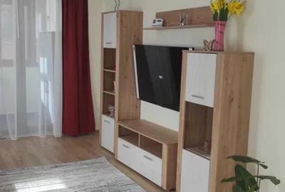 Apartament cu 2 camere decomandat, mobilat în Moșilor