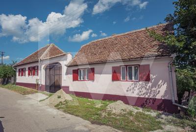 Casă individuală cu 4 camere în Alămor