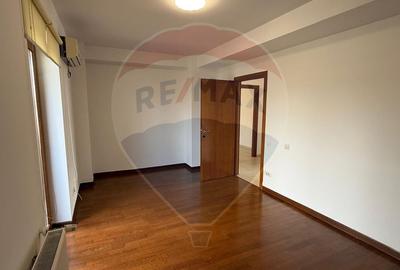 INCHIRIERE Apartament cu 3 camere in zona Baneasa - 10