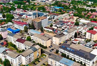 SE INCHIRIAZA Apartament cu 2 camere decomandat, Parter, zona CEC, Falticeni, SV - 10